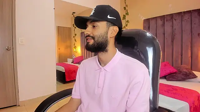 Snapshot of Ryan_Jackson_ chatting on 11.02.25 Ryan Jackson  online show from 11.02.25