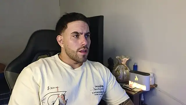 Ades Lowe online show from 05.09.26
