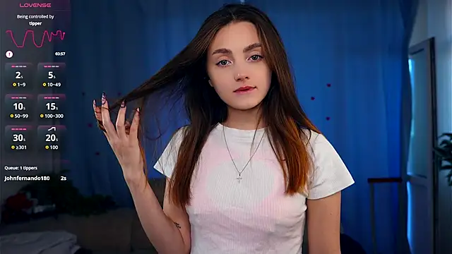 LoraDavi online show from 09.10.25