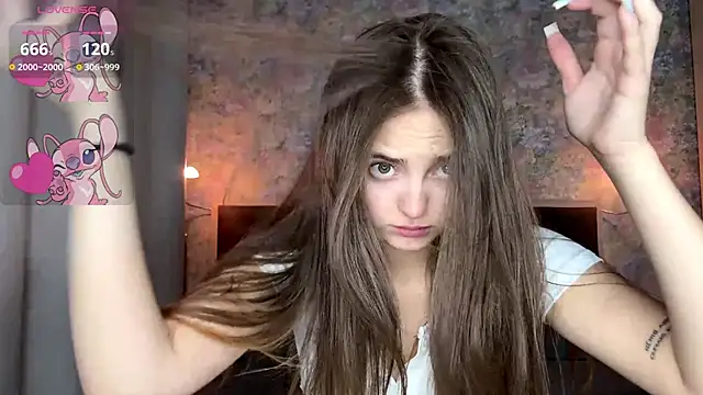 LoraDavi online show from 04.13.26