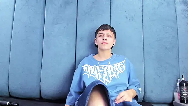 Megan Thompson  online show from 03.29.26