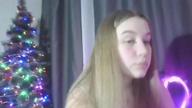 yourhoney Lola  online show from 12.20.25