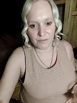 Bouncy-Bella28X online show from 09.13.25