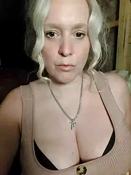 Bouncy-Bella28X online show from 09.14.25