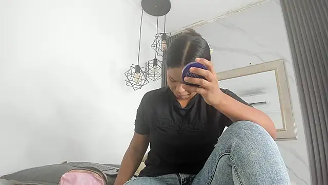 keyla mejia online show from 03.30.26