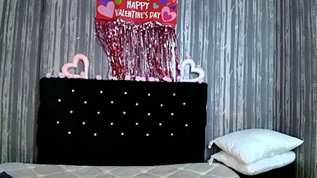 Alicee Moonn online show from 02.12.26