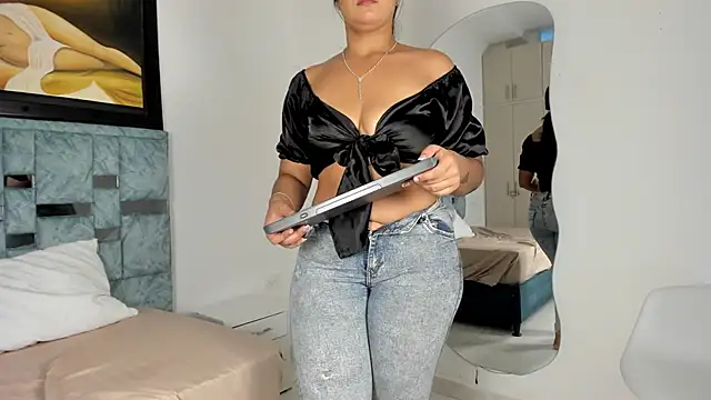 tamara lovv online show from 11.05.25