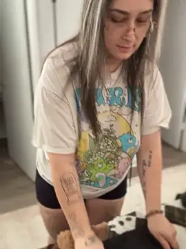 Alix Valentine online show from 10.02.25