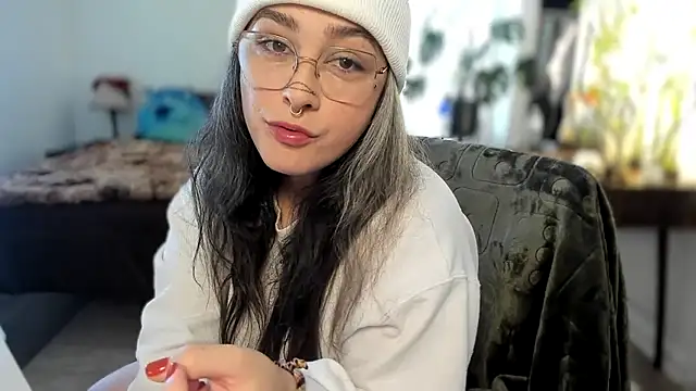 Alix Valentine online show from 10.26.25