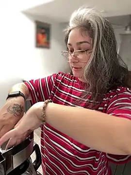 Alix Valentine online show from 03.21.26