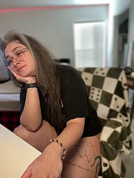 Alix Valentine online show from 05.26.26