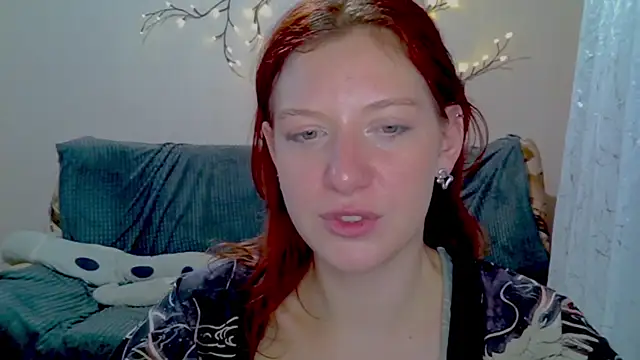 Lily Ember online show from 02.15.26