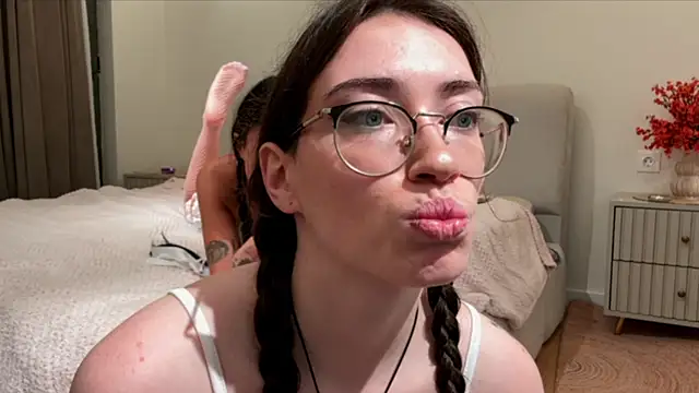 Kelly Berry   online show from 11.09.25