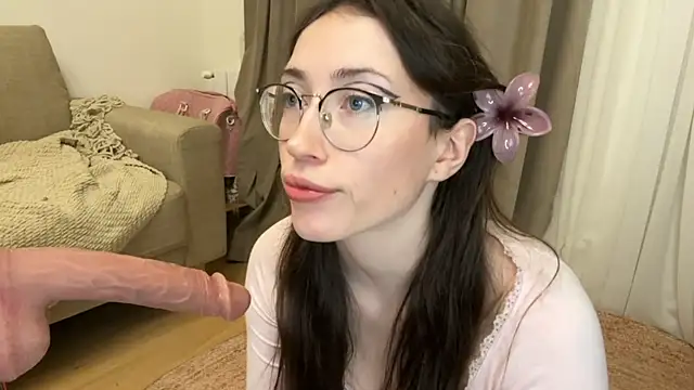 Kelly Berry   online show from 12.16.25