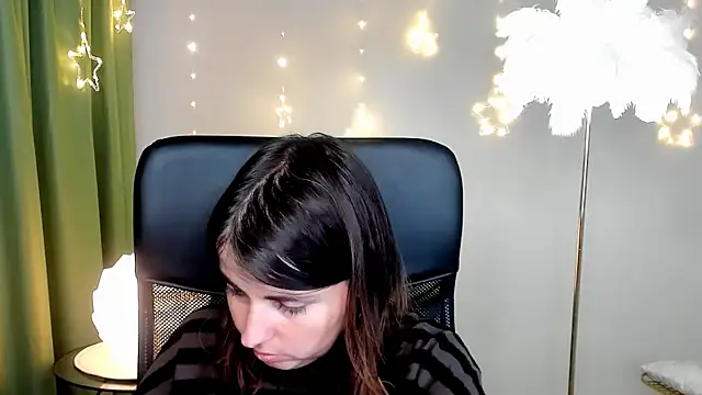 MartaEdams online show from 12.23.25