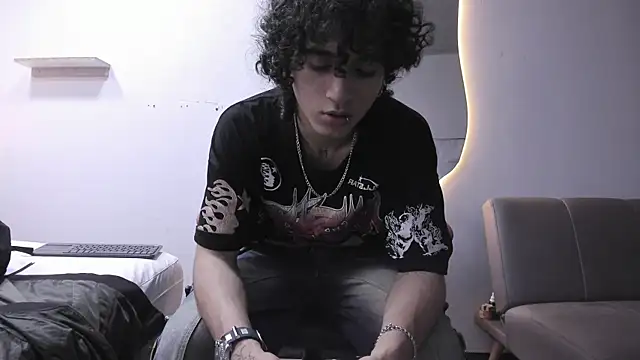 Snapshot of JackesTaylor chatting on 02.20.26 JackesTaylor online show from 02.20.26