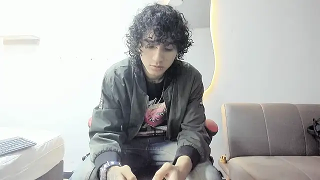 Snapshot of JackesTaylor chatting on 02.22.26 JackesTaylor online show from 02.22.26