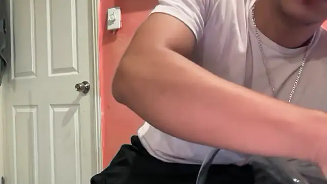 kSwisssxxx online show from 11.03.25