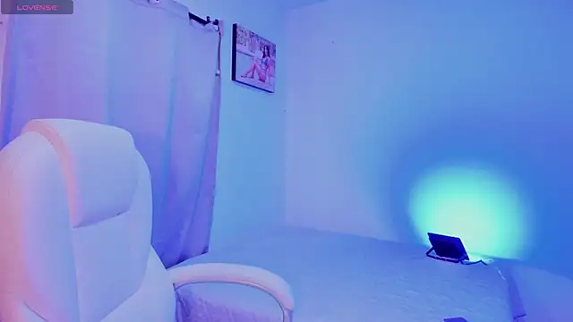 SelenaStonne online show from 04.09.26