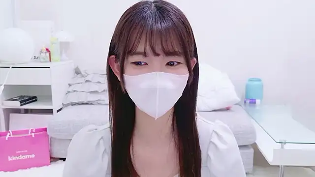 Snapshot of MAIMAI-club chatting on 04.14.26 MAIMAI-club online show from 04.14.26