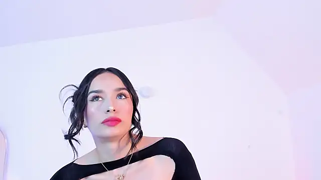 Taylormaxwell online show from 12.20.25