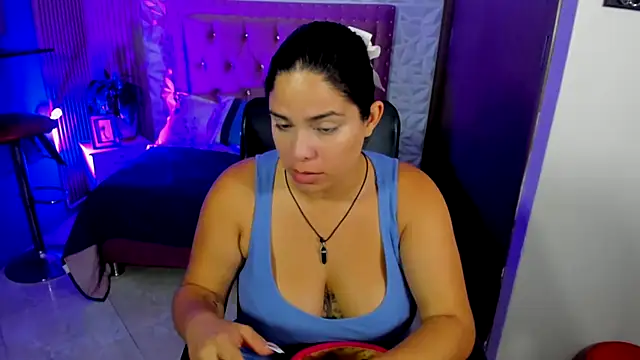 lucia ht online show from 10.10.25