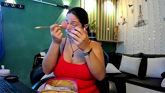 lucia ht online show from 10.29.25