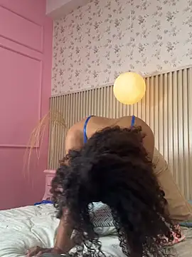 loraineRioss online show from 02.05.26