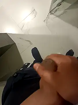 Leofj007 online show from 04.22.26