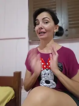 Luana sexy42 online show from 06.04.26