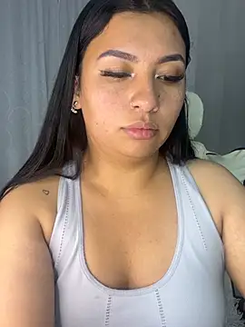 Snapshot of Issa_Santana chatting on 07.18.26 Issa Santana online show from 07.18.26