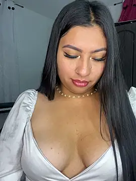 Snapshot of Issa_Santana chatting on 07.28.26 Issa Santana online show from 07.28.26