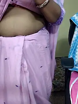 Snapshot of Hotty_Sonali chatting on 09.20.25 Hotty Sonali online show from 09.20.25