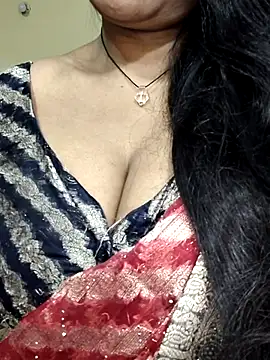 Snapshot of Hotty_Sonali chatting on 09.21.25 Hotty Sonali online show from 09.21.25