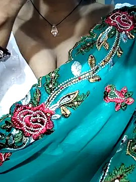 Snapshot of Hotty_Sonali chatting on 09.26.25 Hotty Sonali online show from 09.26.25