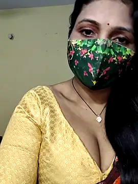 Snapshot of Hotty_Sonali chatting on 09.27.25 Hotty Sonali online show from 09.27.25