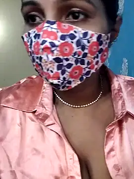 Snapshot of Hotty_Sonali chatting on 10.06.25 Hotty Sonali online show from 10.06.25