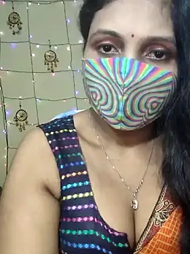 Snapshot of Hotty_Sonali chatting on 10.10.25 Hotty Sonali online show from 10.10.25