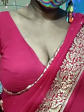 Snapshot of Hotty_Sonali chatting on 10.12.25 Hotty Sonali online show from 10.12.25