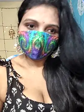 Snapshot of Hotty_Sonali chatting on 10.14.25 Hotty Sonali online show from 10.14.25