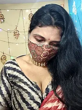 Snapshot of Hotty_Sonali chatting on 10.22.25 Hotty Sonali online show from 10.22.25