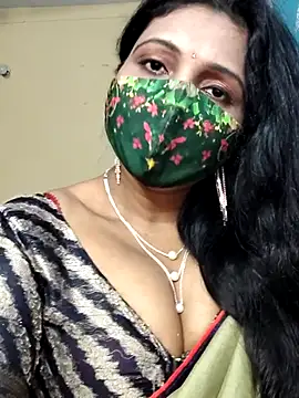 Snapshot of Hotty_Sonali chatting on 11.11.25 Hotty Sonali online show from 11.11.25