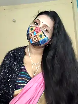 Snapshot of Hotty_Sonali chatting on 11.22.25 Hotty Sonali online show from 11.22.25