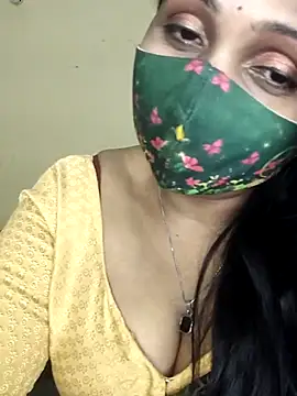 Snapshot of Hotty_Sonali chatting on 11.24.25 Hotty Sonali online show from 11.24.25