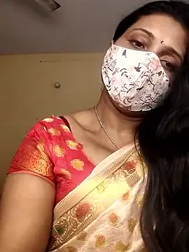 Snapshot of Hotty_Sonali chatting on 11.30.25 Hotty Sonali online show from 11.30.25