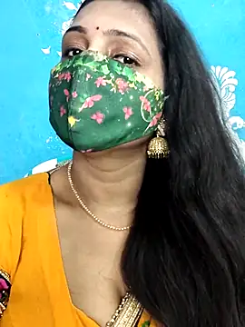 Snapshot of Hotty_Sonali chatting on 12.05.25 Hotty Sonali online show from 12.05.25