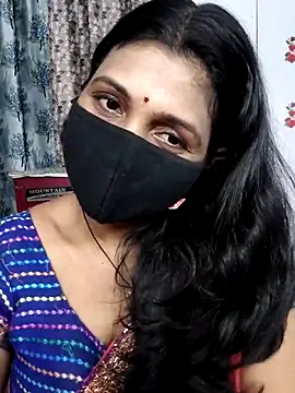 Snapshot of Hotty_Sonali chatting on 04.28.26 Hotty Sonali online show from 04.28.26
