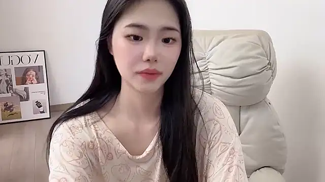 Snapshot of suki-1 chatting on 07.18.26 suki-1 online show from 07.18.26