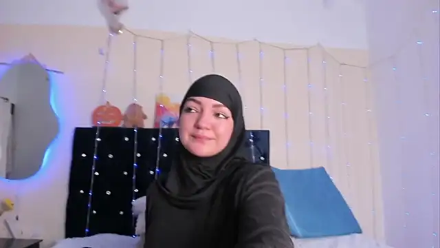 Dana-Alabi online show from 11.22.25