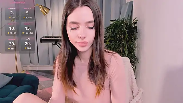 Snapshot of shuggybaby chatting on 09.21.25 shuggybaby online show from 09.21.25